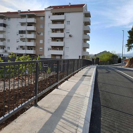 Sunny Hill Suite Ljubovic Podgorica Bagian luar foto