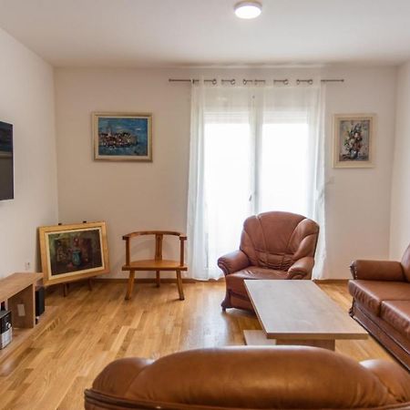 Sunny Hill Suite Ljubovic Podgorica Bagian luar foto