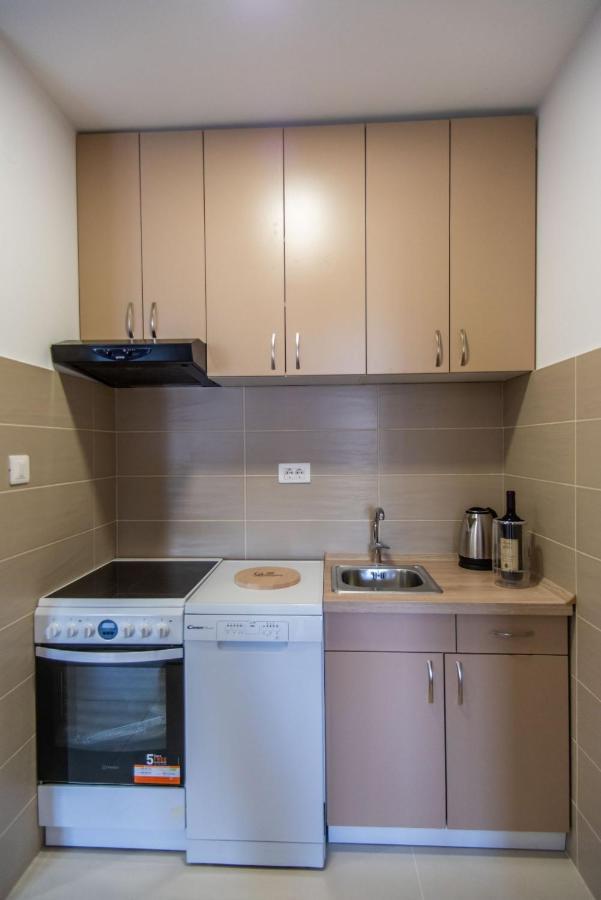 Sunny Hill Suite Ljubovic Podgorica Bagian luar foto