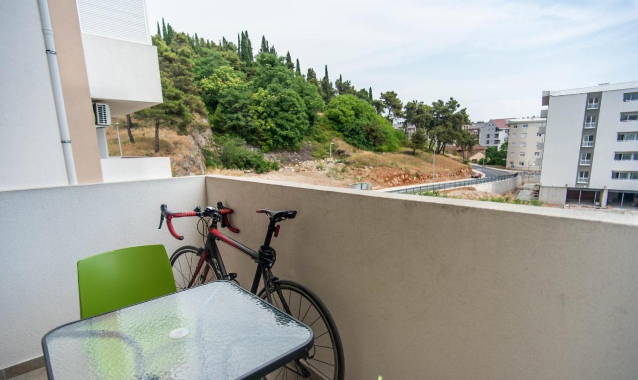 Sunny Hill Suite Ljubovic Podgorica Bagian luar foto
